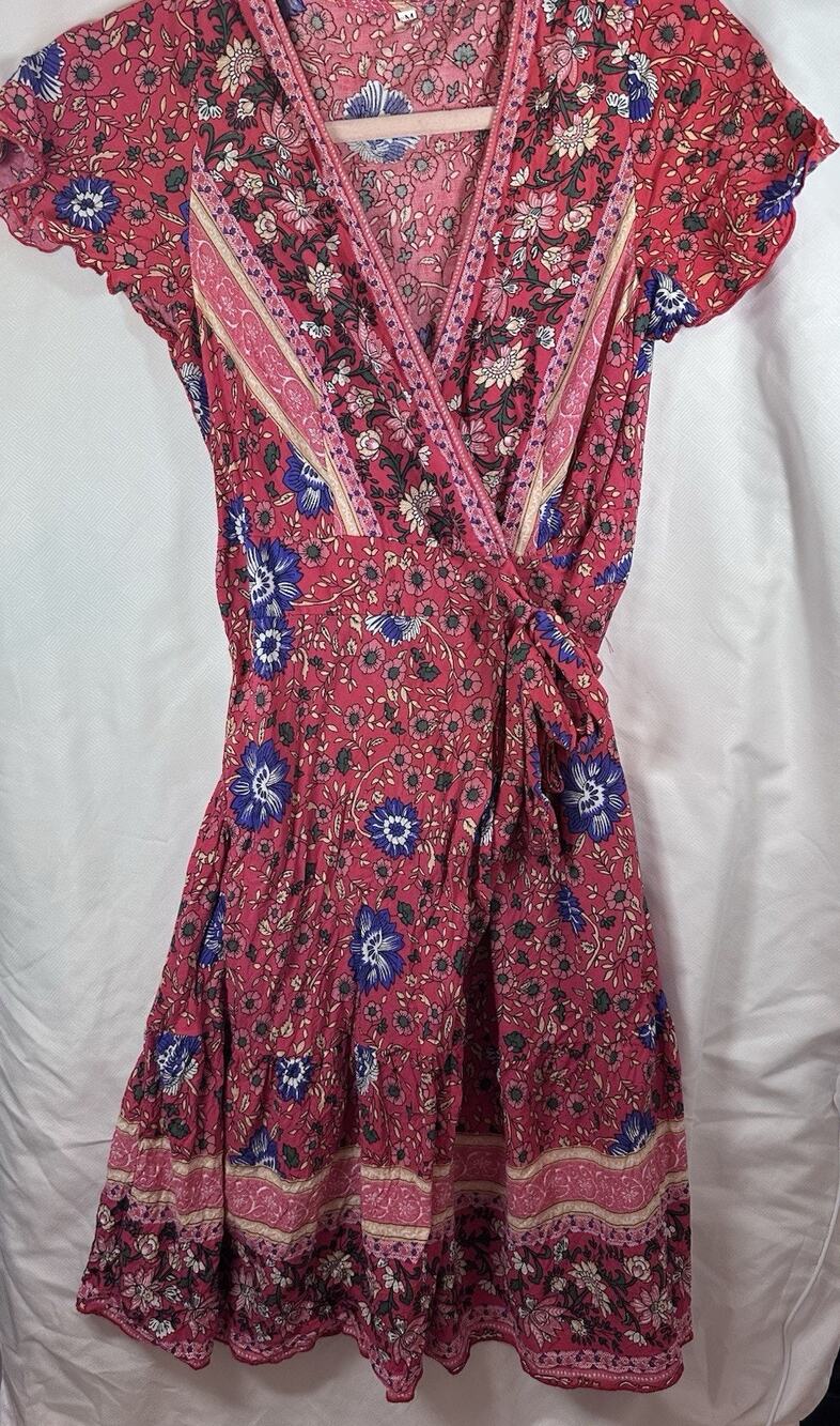 Women’s Boho Floral Wrap Mini Dress Size Medium Pink Blue Short Sleeve